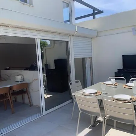 660 Grande 4 Pers Port Nature Village Apartment Agde